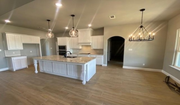 1046 Katie Court, Reno, TX 76020, 3 Bedrooms Bedrooms, ,2 BathroomsBathrooms,Residential,For Sale,1046 Katie Court,20871769