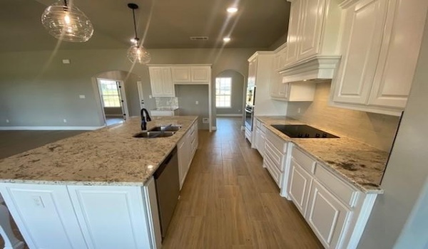 1046 Katie Court, Reno, TX 76020, 3 Bedrooms Bedrooms, ,2 BathroomsBathrooms,Residential,For Sale,1046 Katie Court,20871769