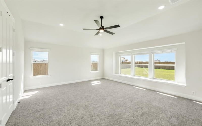 2401 Avalon Drive, Mansfield, TX 76084, 6 Habitaciones Habitaciones , ,6 BañosBaños,Residential,En Venta,2401 Avalon Drive,20871874