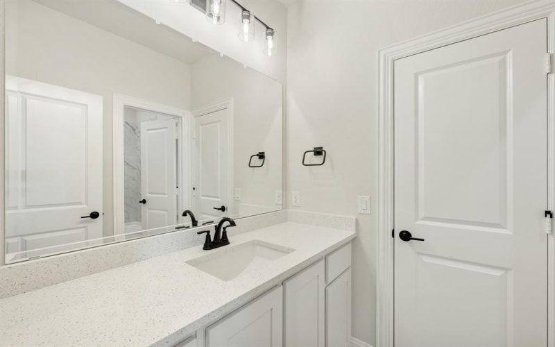 2401 Avalon Drive, Mansfield, TX 76084, 6 Habitaciones Habitaciones , ,6 BañosBaños,Residential,En Venta,2401 Avalon Drive,20871874