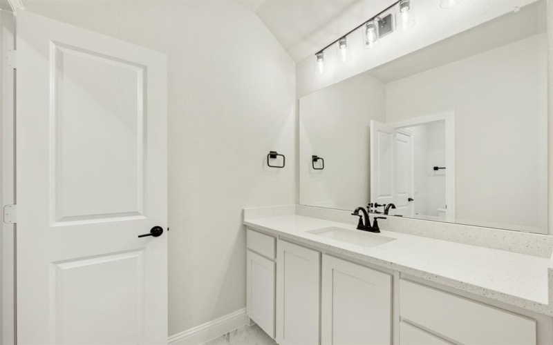 2401 Avalon Drive, Mansfield, TX 76084, 6 Habitaciones Habitaciones , ,6 BañosBaños,Residential,En Venta,2401 Avalon Drive,20871874