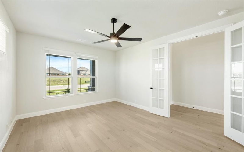 2401 Avalon Drive, Mansfield, TX 76084, 6 Habitaciones Habitaciones , ,6 BañosBaños,Residential,En Venta,2401 Avalon Drive,20871874