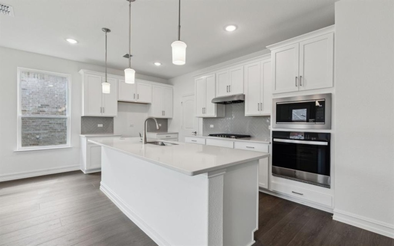 14434 Mietner Street, Pilot Point, TX 75009, 5 Bedrooms Bedrooms, ,5 BathroomsBathrooms,Residential,For Sale,14434 Mietner Street,20870483
