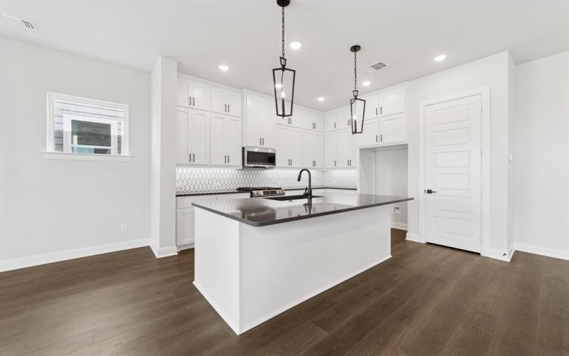 4804 Maxwell Drive, McKinney, TX 75071, 3 Bedrooms Bedrooms, ,2 BathroomsBathrooms,Residential,For Sale,4804 Maxwell Drive,20870555