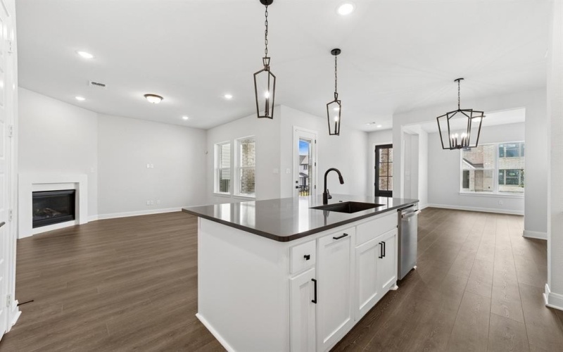 4804 Maxwell Drive, McKinney, TX 75071, 3 Bedrooms Bedrooms, ,2 BathroomsBathrooms,Residential,For Sale,4804 Maxwell Drive,20870555