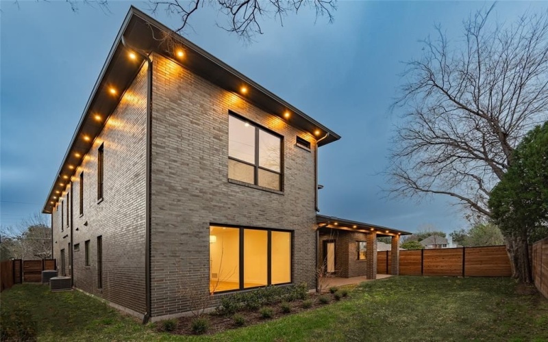 309 Kaye Street, Coppell, TX 75019, 5 Bedrooms Bedrooms, ,6 BathroomsBathrooms,Residential,For Sale,309 Kaye Street,20870602