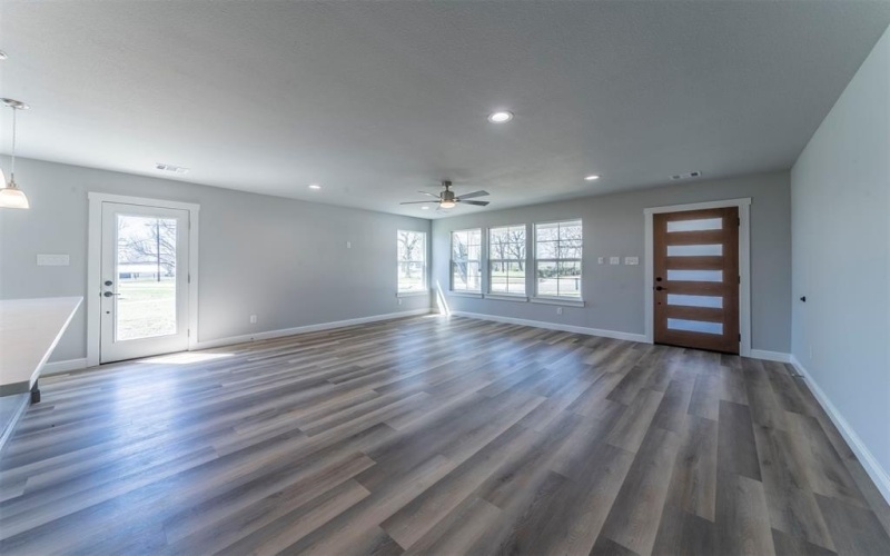220 Patrick Street, Waxahachie, TX 75165, 3 Bedrooms Bedrooms, ,2 BathroomsBathrooms,Residential Lease,For Rent,220 Patrick Street,20870611