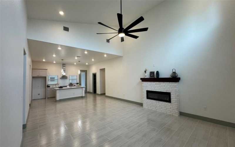 2640 Lake Avenue, Farmersville, TX 75442, 4 Bedrooms Bedrooms, ,3 BathroomsBathrooms,Residential,For Sale,2640 Lake Avenue,20870855