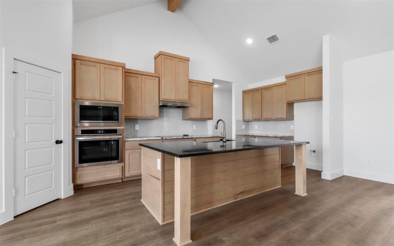 1118 Silver Sage Trail, Weatherford, TX 76085, 4 Habitaciones Habitaciones , ,2 BañosBaños,Residential,En Venta,1118 Silver Sage Trail,20870979