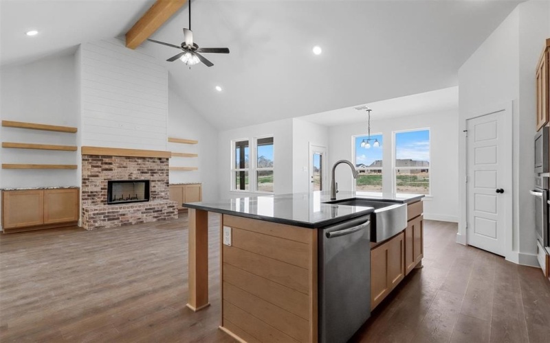 1118 Silver Sage Trail, Weatherford, TX 76085, 4 Habitaciones Habitaciones , ,2 BañosBaños,Residential,En Venta,1118 Silver Sage Trail,20870979