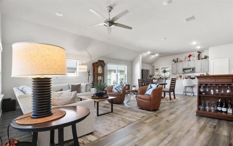 233 Little Bridge Drive, Lavon, TX 75166, 3 Bedrooms Bedrooms, ,2 BathroomsBathrooms,Residential,For Sale,233 Little Bridge Drive,20871104