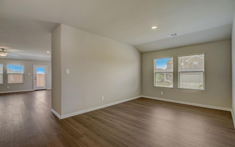 6649 Stone Elm Lane, Fort Worth, TX 76036, 4 Bedrooms Bedrooms, ,3 BathroomsBathrooms,Residential,For Sale,6649 Stone Elm Lane,20871144