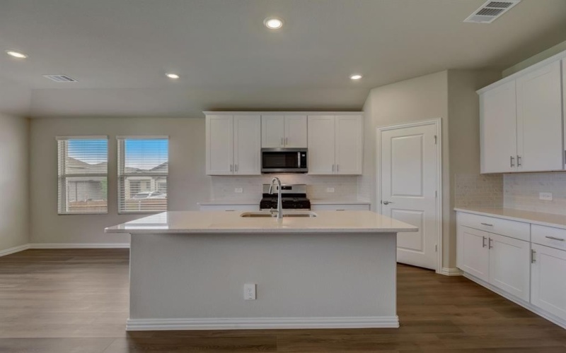 6649 Stone Elm Lane, Fort Worth, TX 76036, 4 Bedrooms Bedrooms, ,3 BathroomsBathrooms,Residential,For Sale,6649 Stone Elm Lane,20871144