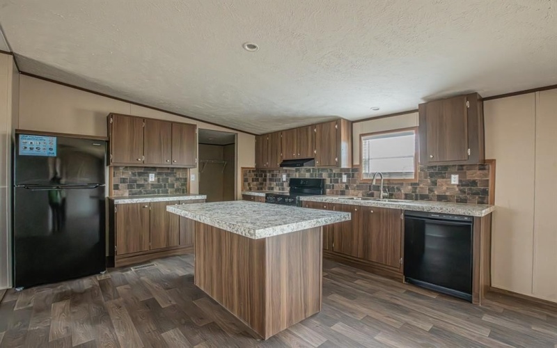1000 Carnagie Road, Poolville, TX 76487, 4 Bedrooms Bedrooms, ,2 BathroomsBathrooms,Residential,For Sale,1000 Carnagie Road,20873606