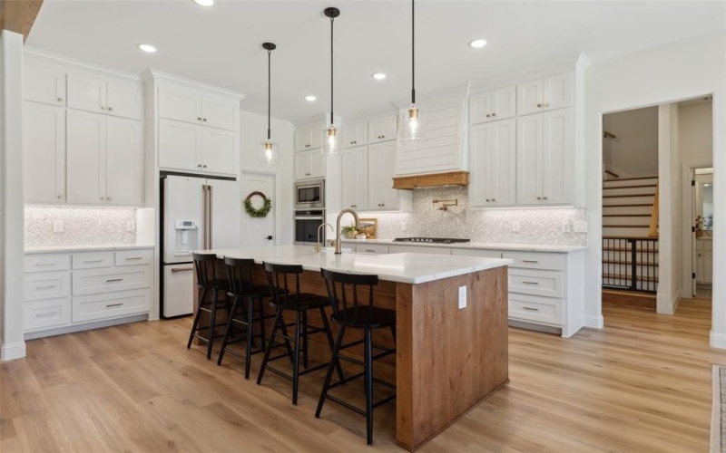 136 Grace Vw Road, Weatherford, TX 76088, 5 Bedrooms Bedrooms, ,3 BathroomsBathrooms,Residential,For Sale,136 Grace Vw Road,20875880