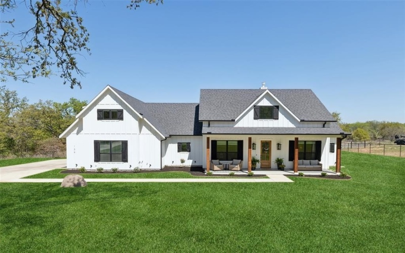 136 Grace Vw Road, Weatherford, TX 76088, 5 Bedrooms Bedrooms, ,3 BathroomsBathrooms,Residential,For Sale,136 Grace Vw Road,20875880