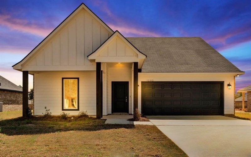 1202 Bayou Bay Court, Frierson, LA 71027, 4 Bedrooms Bedrooms, ,2 BathroomsBathrooms,Residential,For Sale,1202 Bayou Bay Court,20875887