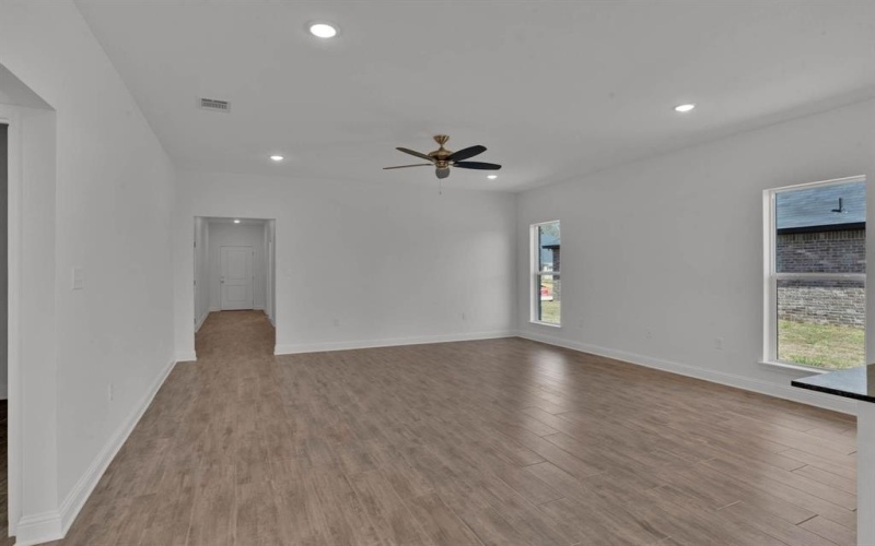 1202 Bayou Bay Court, Frierson, LA 71027, 4 Bedrooms Bedrooms, ,2 BathroomsBathrooms,Residential,For Sale,1202 Bayou Bay Court,20875887