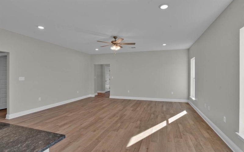 5046 Falcon Bay Drive, Shreveport, LA 71107, 4 Habitaciones Habitaciones , ,2 BañosBaños,Residential,En Venta,5046 Falcon Bay Drive,20873661