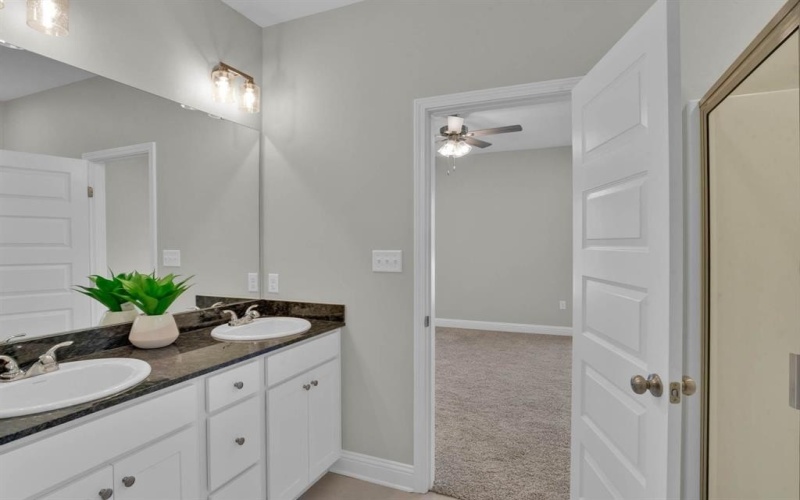 5046 Falcon Bay Drive, Shreveport, LA 71107, 4 Habitaciones Habitaciones , ,2 BañosBaños,Residential,En Venta,5046 Falcon Bay Drive,20873661
