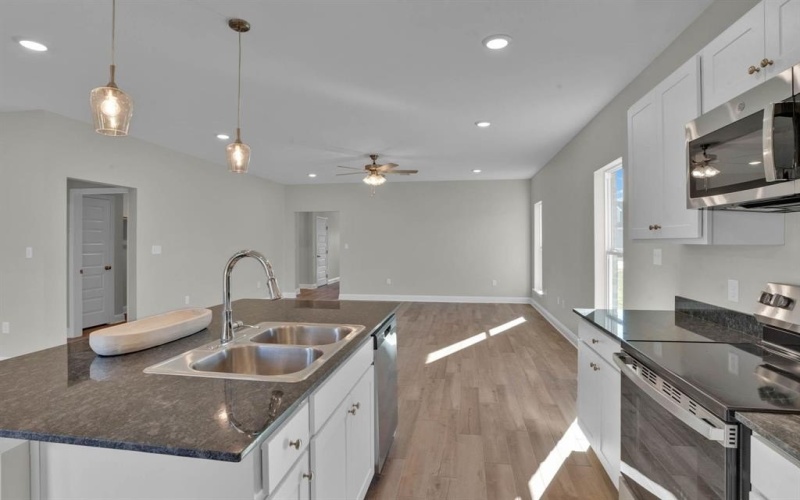 5046 Falcon Bay Drive, Shreveport, LA 71107, 4 Habitaciones Habitaciones , ,2 BañosBaños,Residential,En Venta,5046 Falcon Bay Drive,20873661