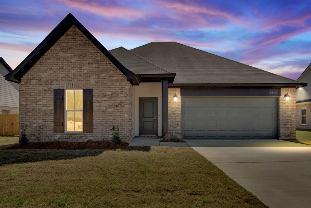1210 Bayou Bay Court, Frierson, LA 71027, 3 Bedrooms Bedrooms, ,2 BathroomsBathrooms,Residential,For Sale,1210 Bayou Bay Court,20875906