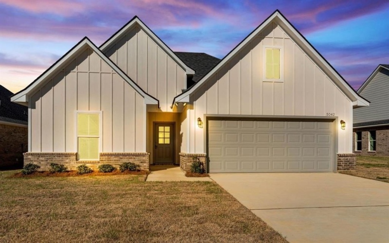 5042 Falcon Bay Drive, Shreveport, LA 71107, 3 Habitaciones Habitaciones , ,2 BañosBaños,Residential,En Venta,5042 Falcon Bay Drive,20873717