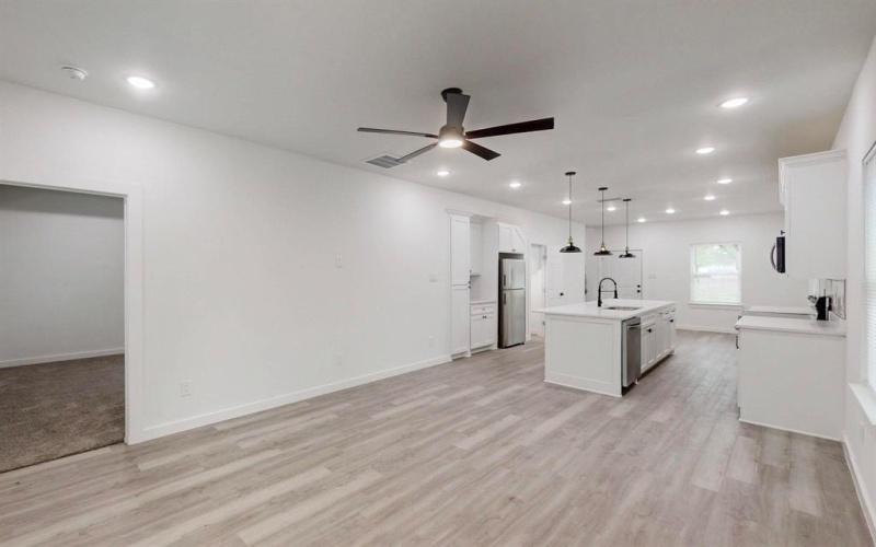 1213 Mill Street #A, Gainesville, TX 76240, 3 Bedrooms Bedrooms, ,2 BathroomsBathrooms,Residential,For Sale,1213 Mill Street,20875937