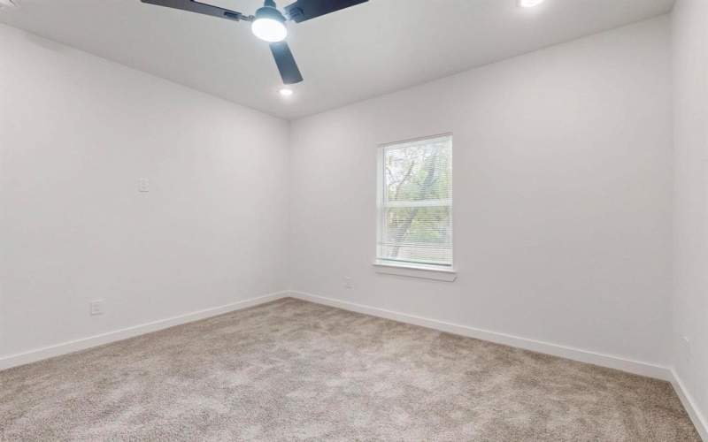 1213 Mill Street #A, Gainesville, TX 76240, 3 Bedrooms Bedrooms, ,2 BathroomsBathrooms,Residential,For Sale,1213 Mill Street,20875937