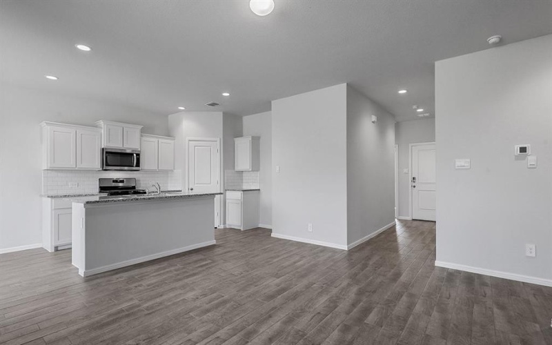 140 TRINITY Street, Grandview, TX 76050, 3 Bedrooms Bedrooms, ,2 BathroomsBathrooms,Residential,For Sale,140 TRINITY Street,20875997