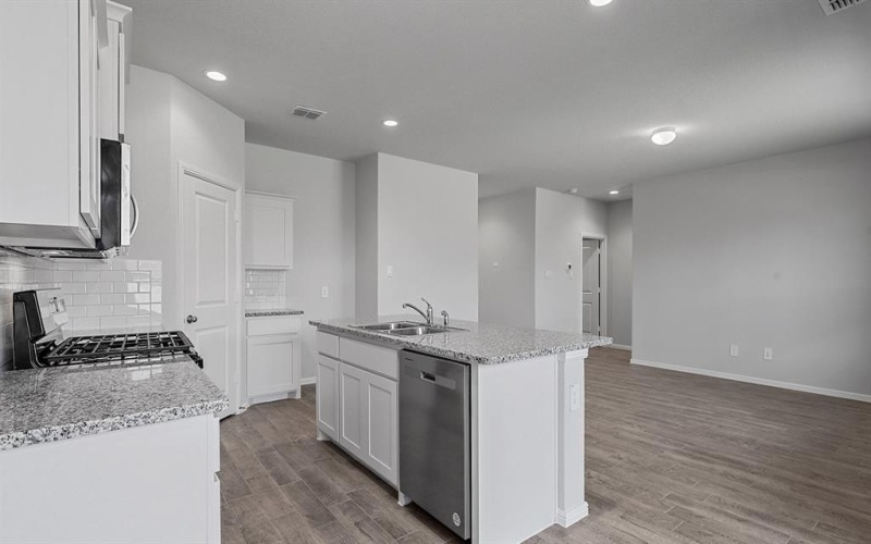 140 TRINITY Street, Grandview, TX 76050, 3 Bedrooms Bedrooms, ,2 BathroomsBathrooms,Residential,For Sale,140 TRINITY Street,20875997