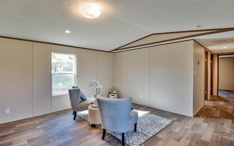 401 Blue Jay Court, Granbury, TX 76049, 3 Habitaciones Habitaciones , ,2 BañosBaños,Residential,En Venta,401 Blue Jay Court,20876025