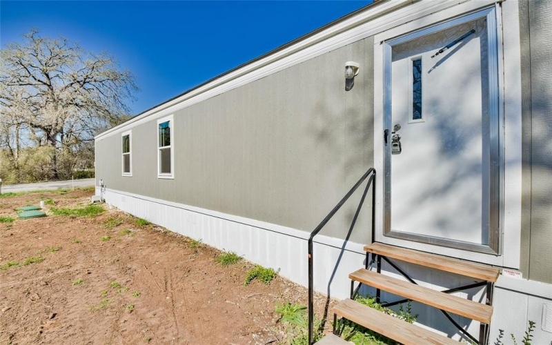 401 Blue Jay Court, Granbury, TX 76049, 3 Habitaciones Habitaciones , ,2 BañosBaños,Residential,En Venta,401 Blue Jay Court,20876025
