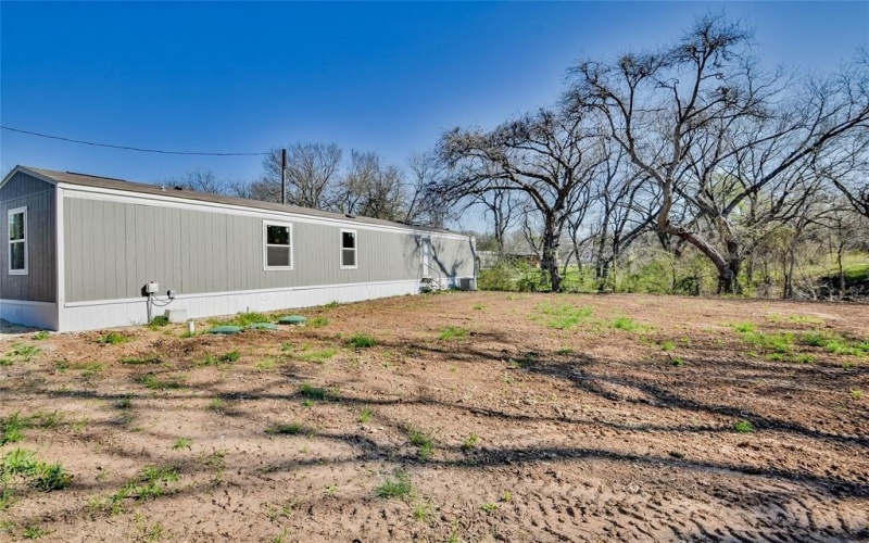401 Blue Jay Court, Granbury, TX 76049, 3 Habitaciones Habitaciones , ,2 BañosBaños,Residential,En Venta,401 Blue Jay Court,20876025