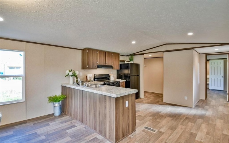 401 Blue Jay Court, Granbury, TX 76049, 3 Habitaciones Habitaciones , ,2 BañosBaños,Residential,En Venta,401 Blue Jay Court,20876025