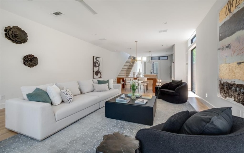 2314 Kirby Street, Dallas, TX 75204, 3 Bedrooms Bedrooms, ,3 BathroomsBathrooms,Residential Lease,For Rent,2314 Kirby Street,20876085