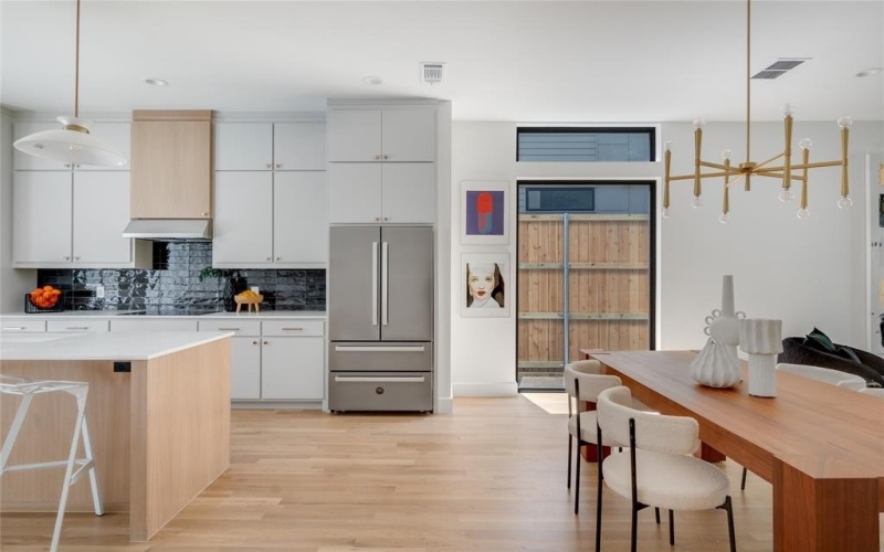 2314 Kirby Street, Dallas, TX 75204, 3 Bedrooms Bedrooms, ,3 BathroomsBathrooms,Residential Lease,For Rent,2314 Kirby Street,20876085
