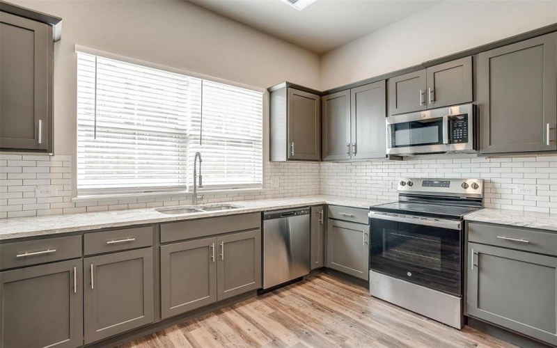421 Glen Lake Drive, Weatherford, TX 76087, 3 Bedrooms Bedrooms, ,2 BathroomsBathrooms,Residential Lease,For Rent,421 Glen Lake Drive,20876120