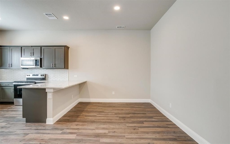 421 Glen Lake Drive, Weatherford, TX 76087, 3 Bedrooms Bedrooms, ,2 BathroomsBathrooms,Residential Lease,For Rent,421 Glen Lake Drive,20876120