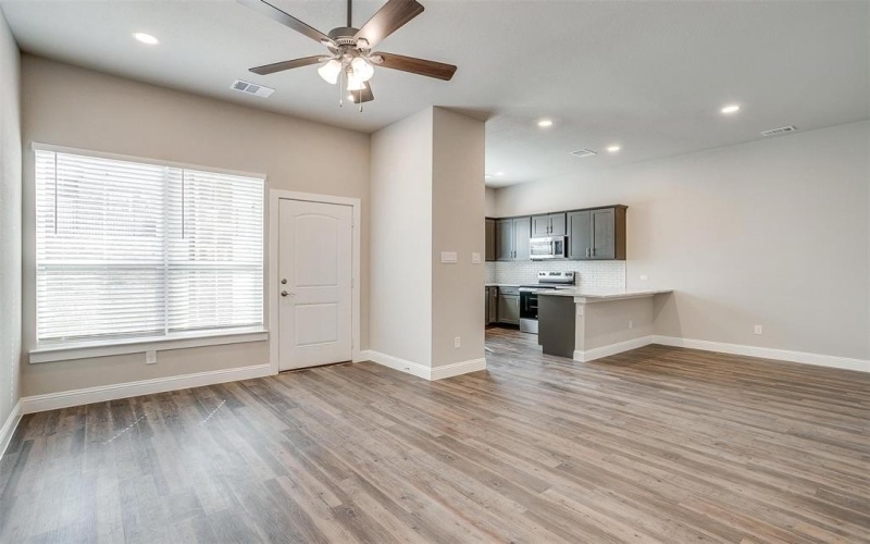 421 Glen Lake Drive, Weatherford, TX 76087, 3 Bedrooms Bedrooms, ,2 BathroomsBathrooms,Residential Lease,For Rent,421 Glen Lake Drive,20876120