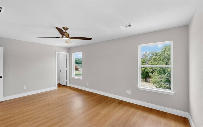 1931 Danube, Dallas, TX 75203, 4 Bedrooms Bedrooms, ,2 BathroomsBathrooms,Residential,For Sale,1931 Danube,20874069