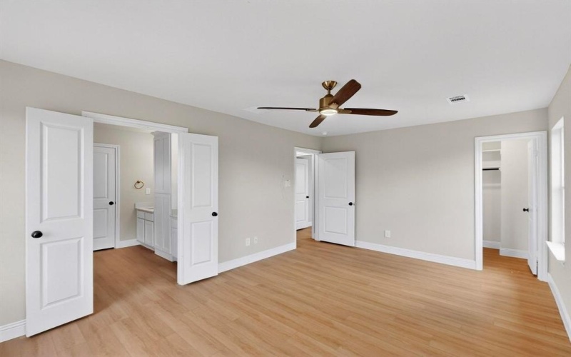 1931 Danube, Dallas, TX 75203, 4 Bedrooms Bedrooms, ,2 BathroomsBathrooms,Residential,For Sale,1931 Danube,20874069