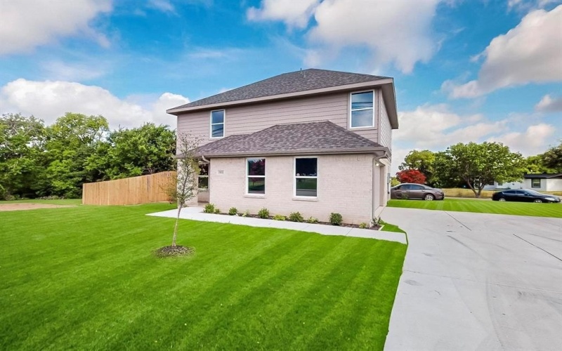 1931 Danube, Dallas, TX 75203, 4 Bedrooms Bedrooms, ,2 BathroomsBathrooms,Residential,For Sale,1931 Danube,20874069