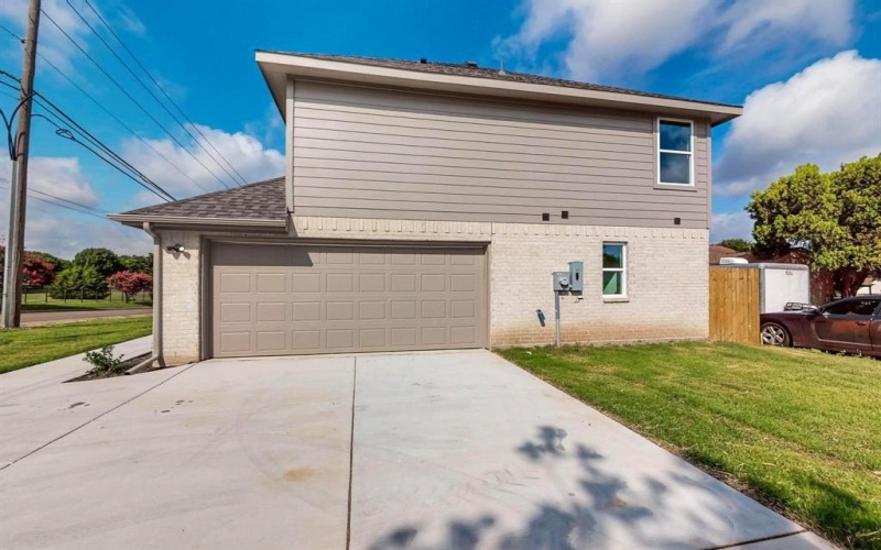 1931 Danube, Dallas, TX 75203, 4 Bedrooms Bedrooms, ,2 BathroomsBathrooms,Residential,For Sale,1931 Danube,20874069