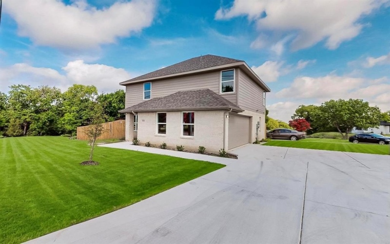 1931 Danube, Dallas, TX 75203, 4 Bedrooms Bedrooms, ,2 BathroomsBathrooms,Residential,For Sale,1931 Danube,20874069