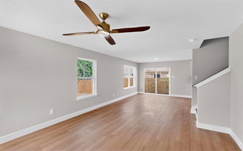 1931 Danube, Dallas, TX 75203, 4 Bedrooms Bedrooms, ,2 BathroomsBathrooms,Residential,For Sale,1931 Danube,20874069