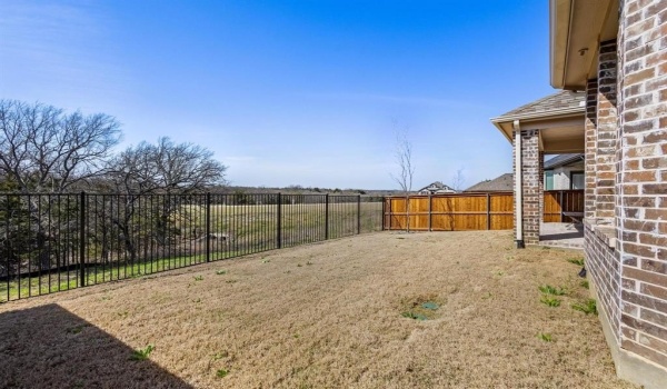 5153 Westhaven Circle, Denison, TX 75020, 3 Bedrooms Bedrooms, ,2 BathroomsBathrooms,Residential,For Sale,5153 Westhaven Circle,20874318