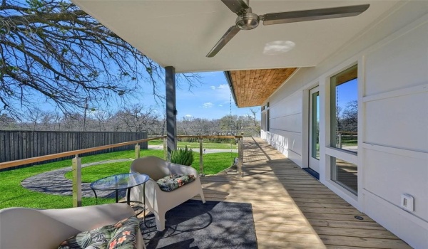 715 N Elm Street, Sherman, TX 75090, 3 Bedrooms Bedrooms, ,3 BathroomsBathrooms,Residential,For Sale,715 N Elm Street,20874434