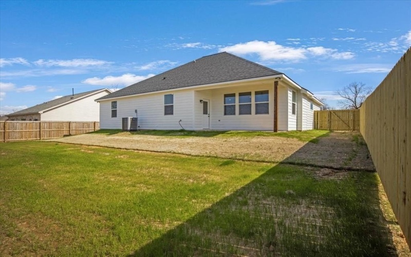 220 Nolan Farms Boulevard, Winona, TX 75792, 3 Bedrooms Bedrooms, ,2 BathroomsBathrooms,Residential,For Sale,220 Nolan Farms Boulevard,20876316