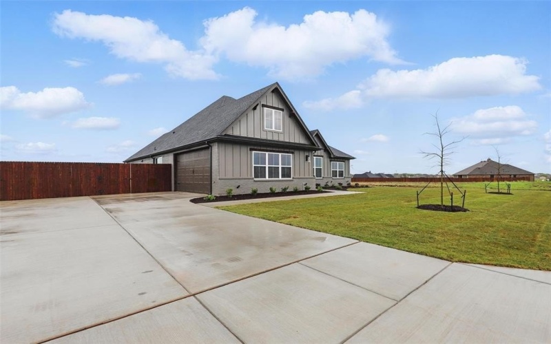 116 Mikasi, Godley, TX 76044, 3 Bedrooms Bedrooms, ,2 BathroomsBathrooms,Residential,For Sale,116 Mikasi,20876353